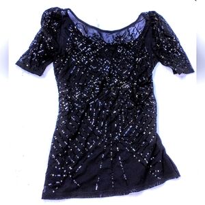 White House Black Market Sparkly Sequin Lace Top with Camisole Lining Size XXS